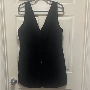 Black Sleeveless Button-Up Dress